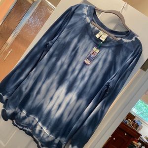 GreenTea tie dye top.